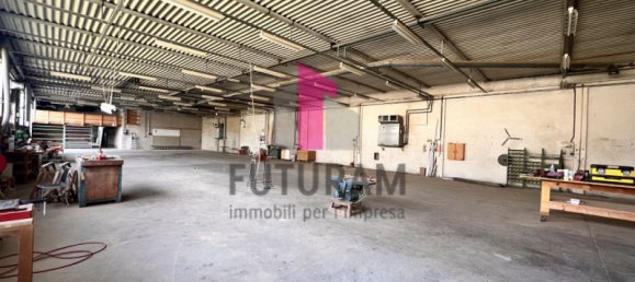 1350m² Warehouse in Dueville, Italy No. 228651 5