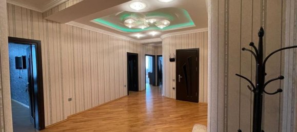 3 bedrooms Apartment in Yasamal, Azerbaijan No. 1949 10