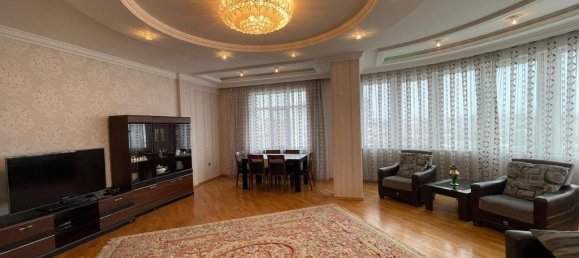3 bedrooms Apartment in Yasamal, Azerbaijan No. 1949 3