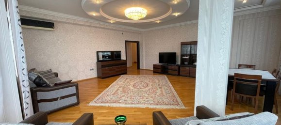 3 bedrooms Apartment in Yasamal, Azerbaijan No. 1949 5
