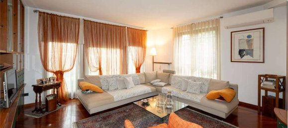 3 Schlafzimmer Villa in Macherio, Italy, Nr. 314358 46