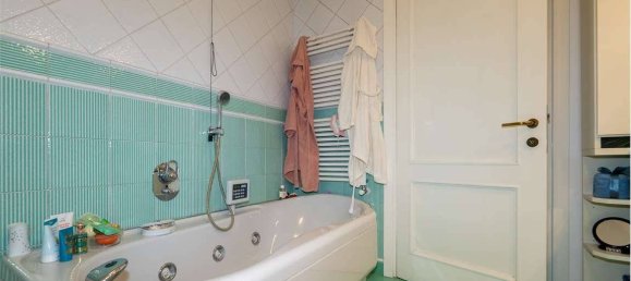 3 Schlafzimmer Villa in Macherio, Italy, Nr. 314358 28