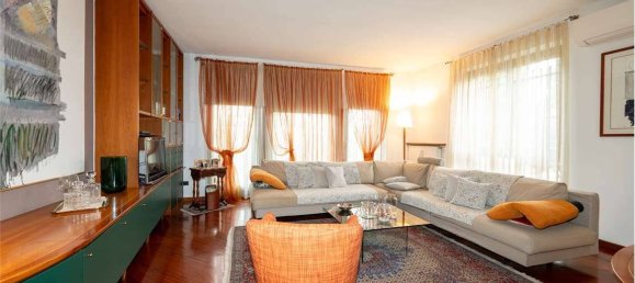 3 Schlafzimmer Villa in Macherio, Italy, Nr. 314358 42