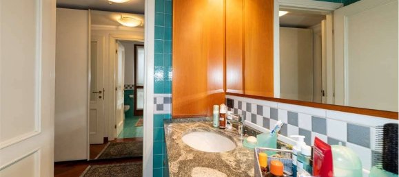 3 Schlafzimmer Villa in Macherio, Italy, Nr. 314358 32