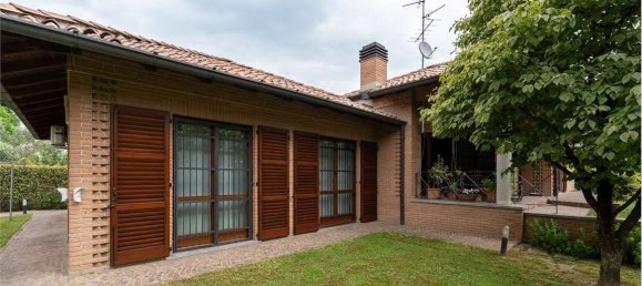 3 Schlafzimmer Villa in Macherio, Italy, Nr. 314358 19