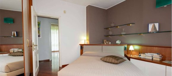 3 Schlafzimmer Villa in Macherio, Italy, Nr. 314358 21
