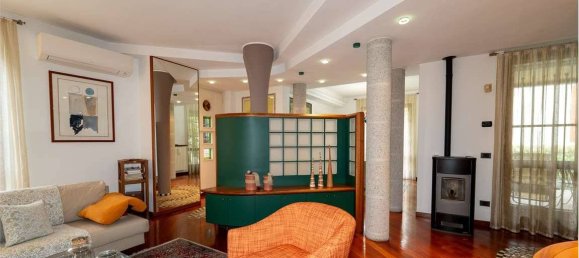 3 Schlafzimmer Villa in Macherio, Italy, Nr. 314358 6