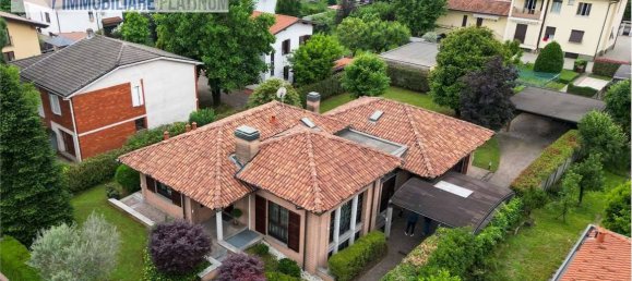 3 Schlafzimmer Villa in Macherio, Italy, Nr. 314358 3
