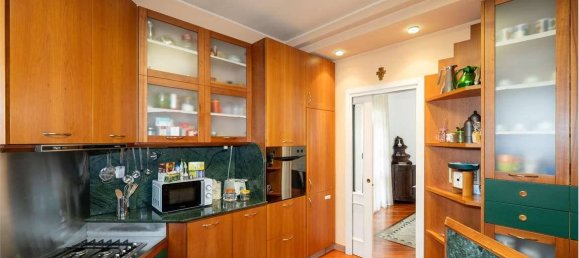 3 Schlafzimmer Villa in Macherio, Italy, Nr. 314358 10