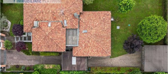 3 Schlafzimmer Villa in Macherio, Italy, Nr. 314358 20