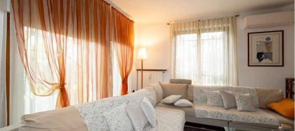 3 Schlafzimmer Villa in Macherio, Italy, Nr. 314358 45