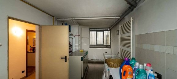 3 Schlafzimmer Villa in Macherio, Italy, Nr. 314358 49