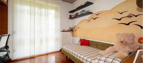 3 Schlafzimmer Villa in Macherio, Italy, Nr. 314358 22