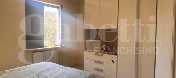 4 غرف نوم شقة في Avellino, Italy رقم 151101 13