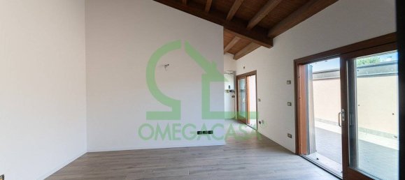2 bedrooms Apartment in Somaglia, Italy No. 264161 3