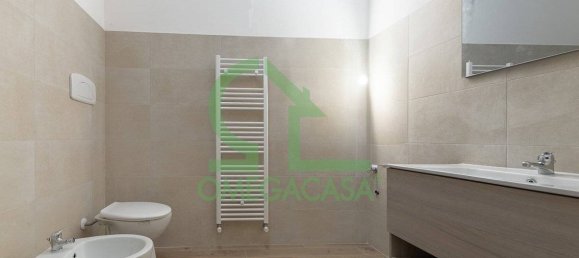 2 bedrooms Apartment in Somaglia, Italy No. 264161 10