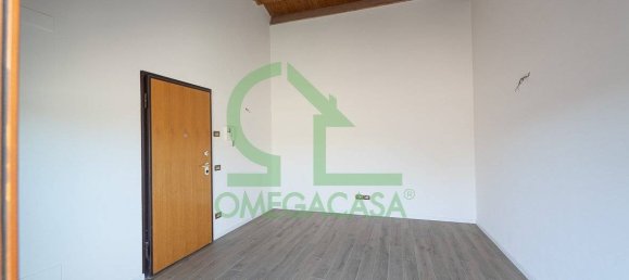 2 bedrooms Apartment in Somaglia, Italy No. 264161 6