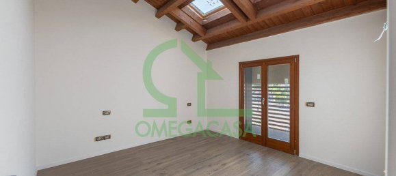 2 bedrooms Apartment in Somaglia, Italy No. 264161 12