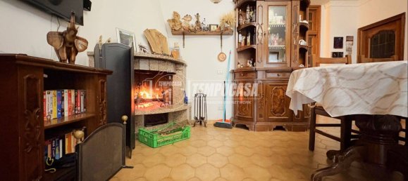 Дом с 3 спальнями в Вилланова Биеллезе, Италия № 178559 3