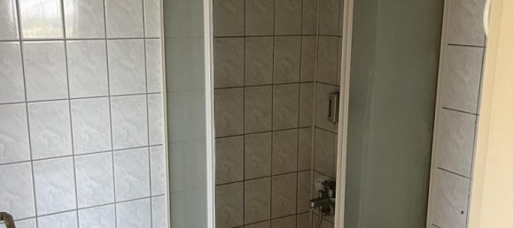 Apartamento de 3 dormitorios en Duisburg, Germany No. 90215 13