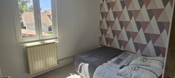 2 Schlafzimmer Haus in Ruelle-sur-Touvre, France, Nr. 282337 18