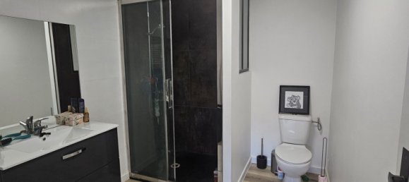 2 Schlafzimmer Haus in Ruelle-sur-Touvre, France, Nr. 282337 3