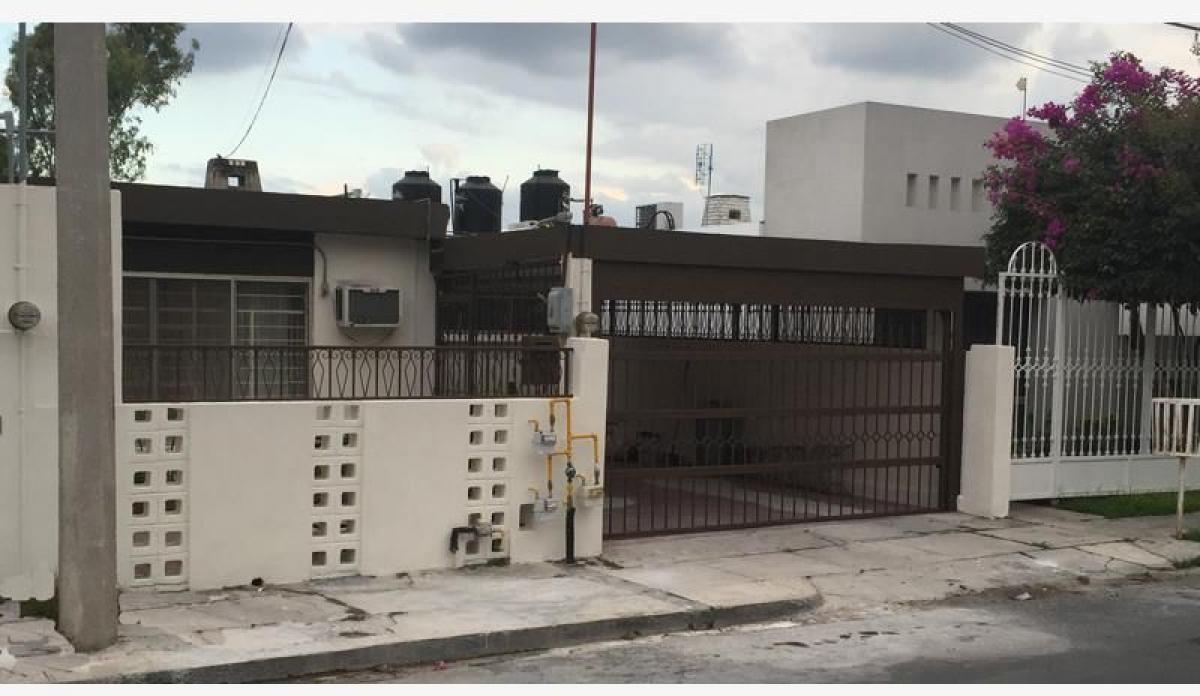 Casa de 4 dormitorios en Nuevo León, Mexico No. 169643