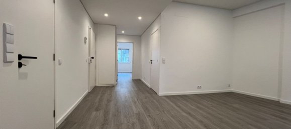 2 bedrooms Apartment in Porto, Portugal No. 189899 17