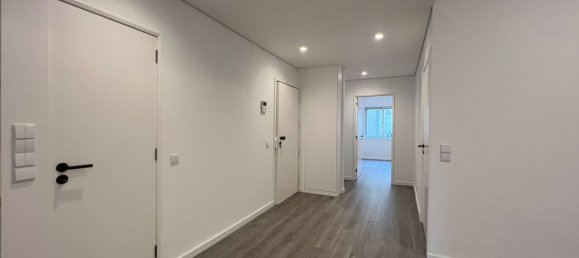 2 bedrooms Apartment in Porto, Portugal No. 189899 11