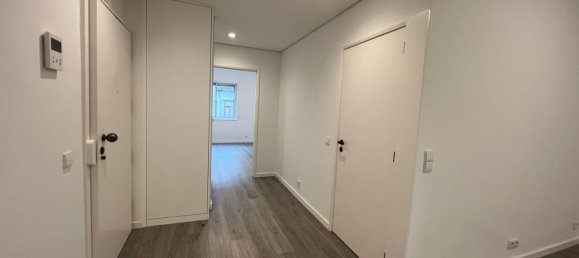 2 bedrooms Apartment in Porto, Portugal No. 189899 9