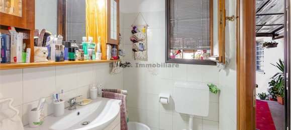 Квартира с 2 спальнями в Леджуно, Италия № 326721 11