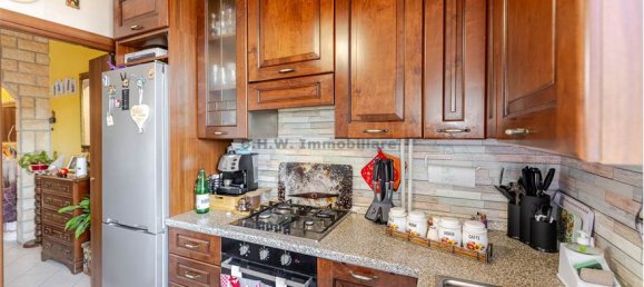 Квартира с 2 спальнями в Леджуно, Италия № 326721 31