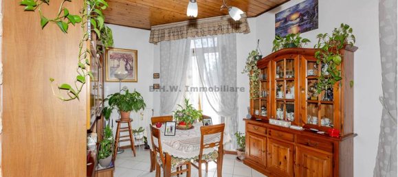 Квартира с 2 спальнями в Леджуно, Италия № 326721 23