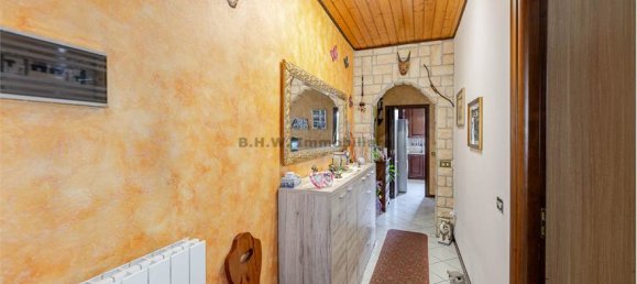 Квартира с 2 спальнями в Леджуно, Италия № 326721 19