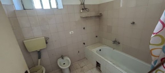 4 rooms Duplex in Mercato San Severino, Italy No. 272363 7