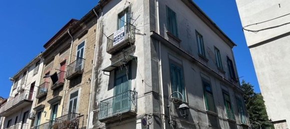 4 rooms Duplex in Mercato San Severino, Italy No. 272363 10