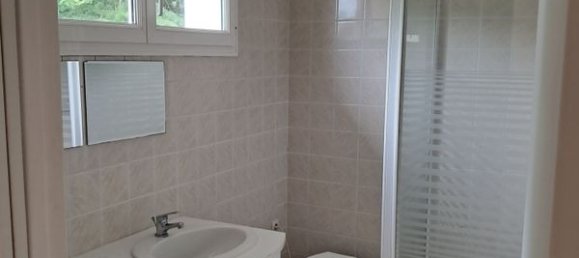 3 bedrooms House in Lesigny, France No. 186858 13