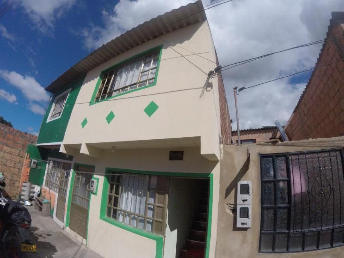 3 bedrooms House in Cundinamarca, Colombia No. 2454