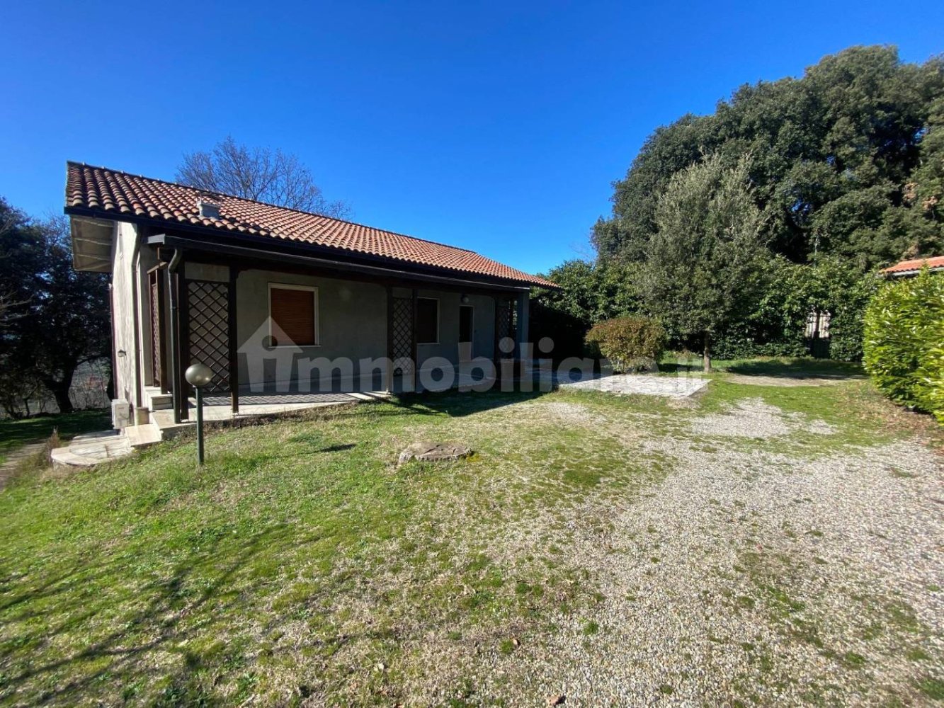 Вилла с 3 спальнями в Монтефьясконе, Италия № 220532