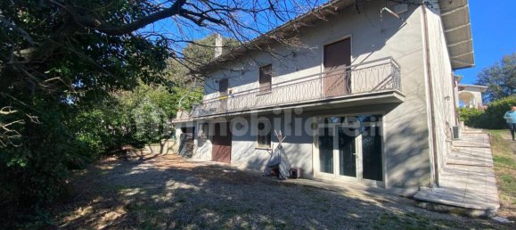 Вилла с 3 спальнями в Монтефьясконе, Италия № 220532 3