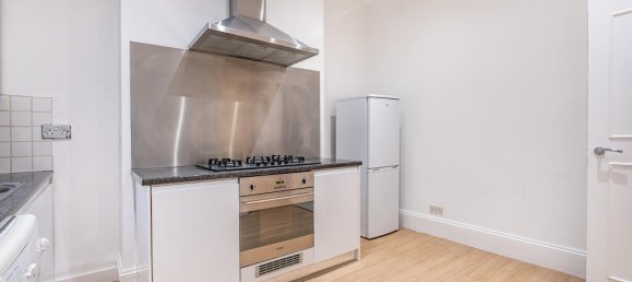 2 bedrooms Maisonette in London, United Kingdom No. 13971 11