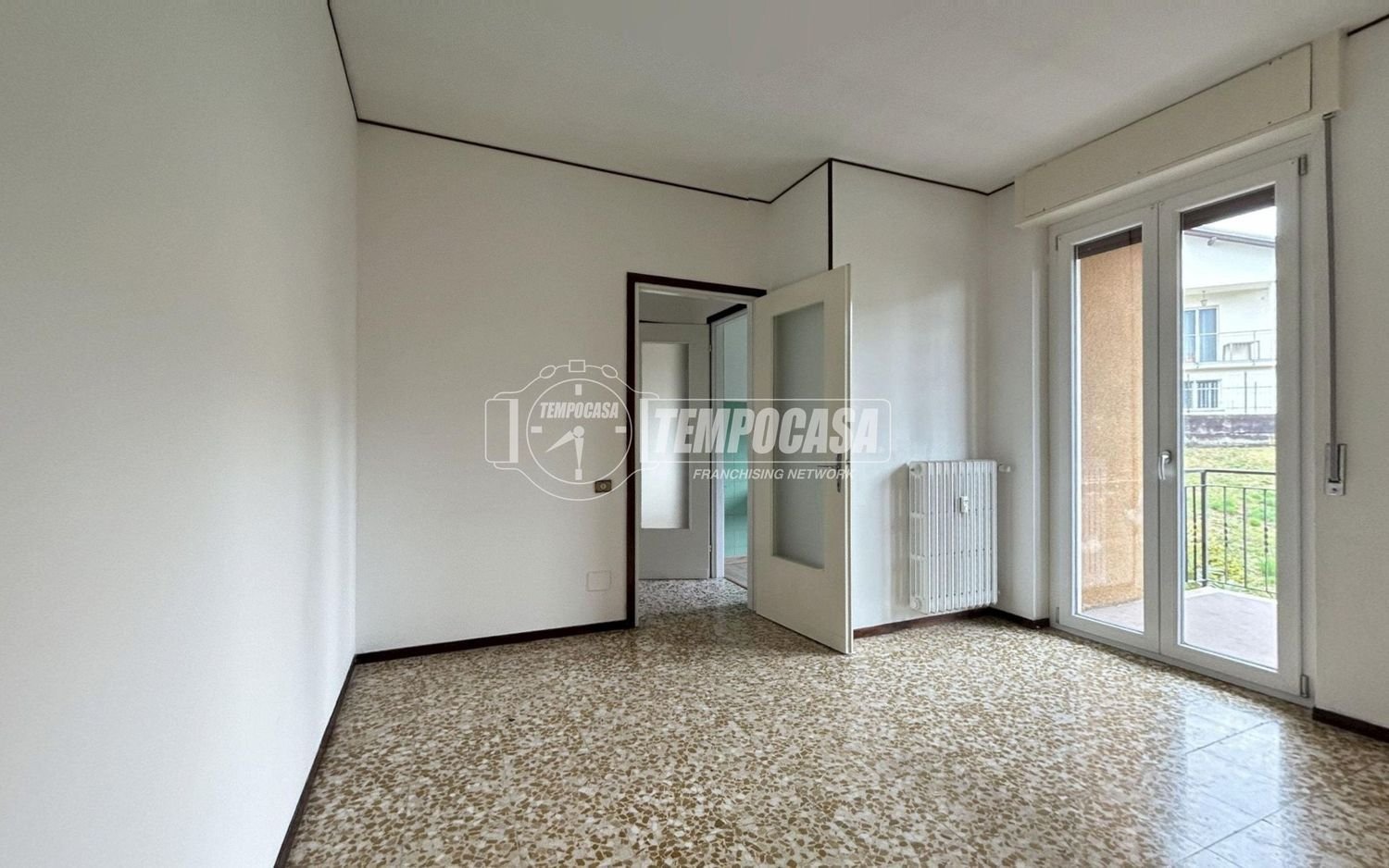 Apartamento de 3 habitaciónes en Verbania, Italy No. 217712