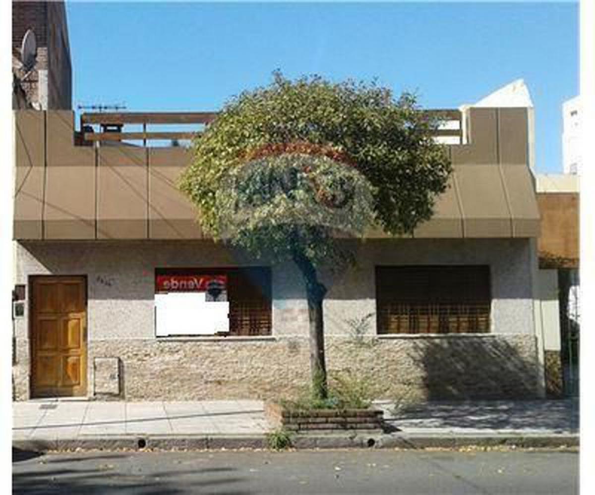 Дом с 4 спальнями в Буэнос-Айрес, Аргентина № 69028