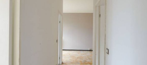 2 Schlafzimmer Wohnung in Chiavari, Italy, Nr. 308633 5