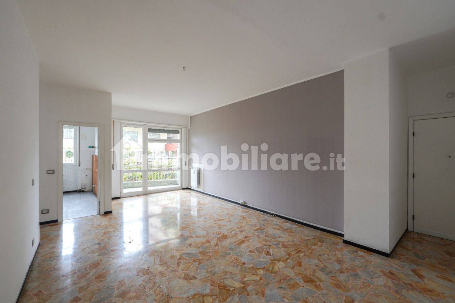 2 Schlafzimmer Wohnung in Chiavari, Italy, Nr. 308633