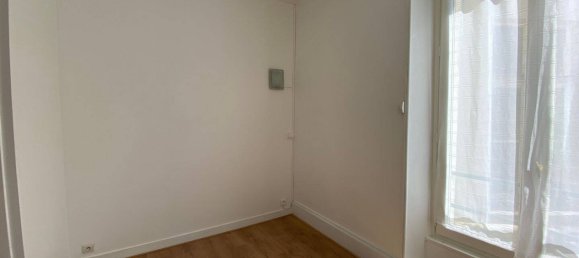 1 bedroom Apartment in Versailles, France No. 329957 7