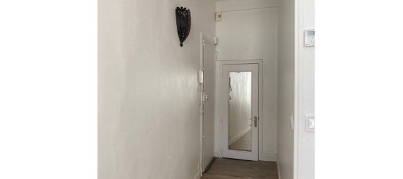 1 bedroom Apartment in Versailles, France No. 329957 11