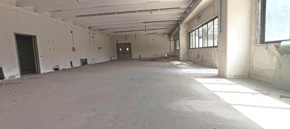3100m² Warehouse in Roccabascerana, Italy No. 381684 35
