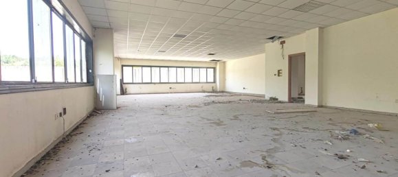3100m² Warehouse in Roccabascerana, Italy No. 381684 7