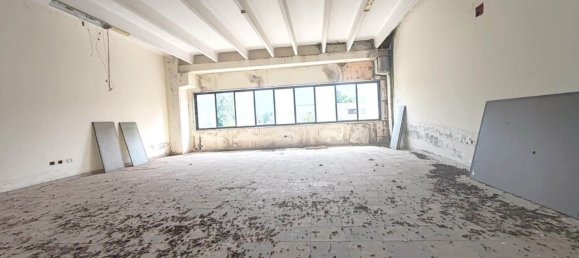 3100m² Warehouse in Roccabascerana, Italy No. 381684 10